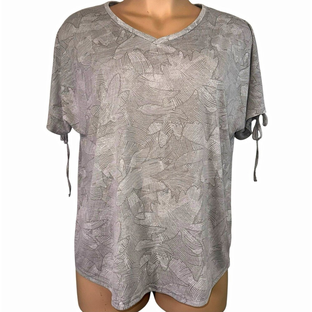 Xersion Women’s Plus 2X Gray Floral V-Neck Short Sleeve Drawstring Relaxed Tee